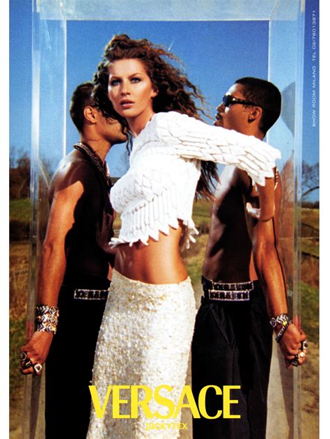 versace 1999 fw|CAMPAIGN: VERSACE FW 1999 .